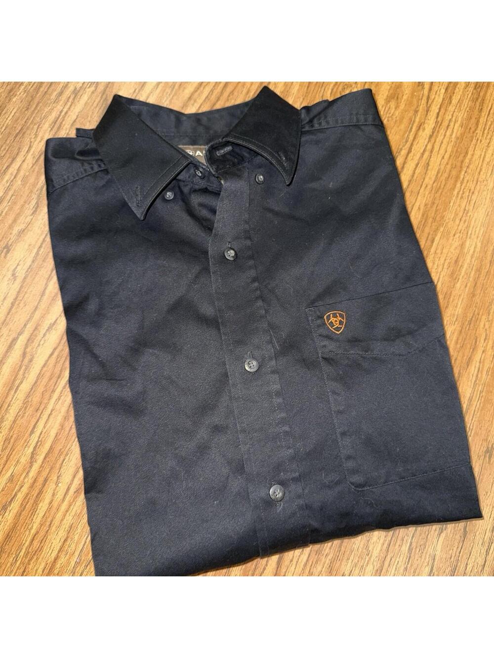 Ariat Solid Twill Classic Fit Black Dress Shirt size medium